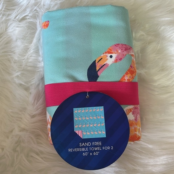 🆕 Cynthia Rowley Sand Free Reversible Towel/Blanket For 2- Flamingos/Stripes - Picture 2 of 5